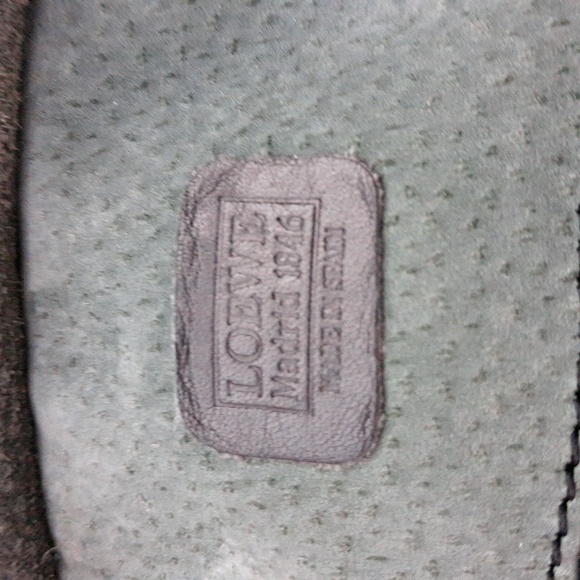 Loewe Amazona Black Leather Handbag - Picture 11 of 16